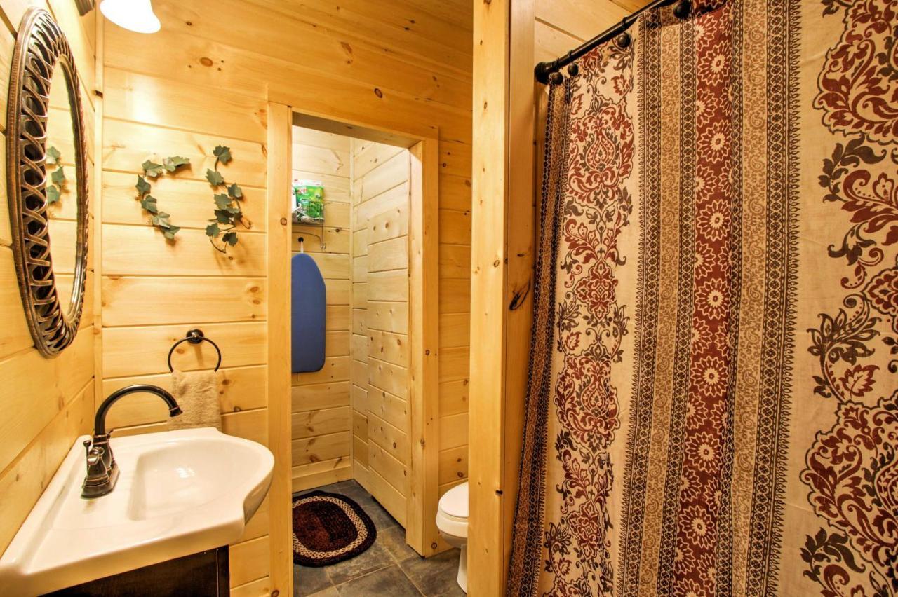Gatlinburg Cabin With Hot Tub 5 Mi To Downtown Eksteriør bilde