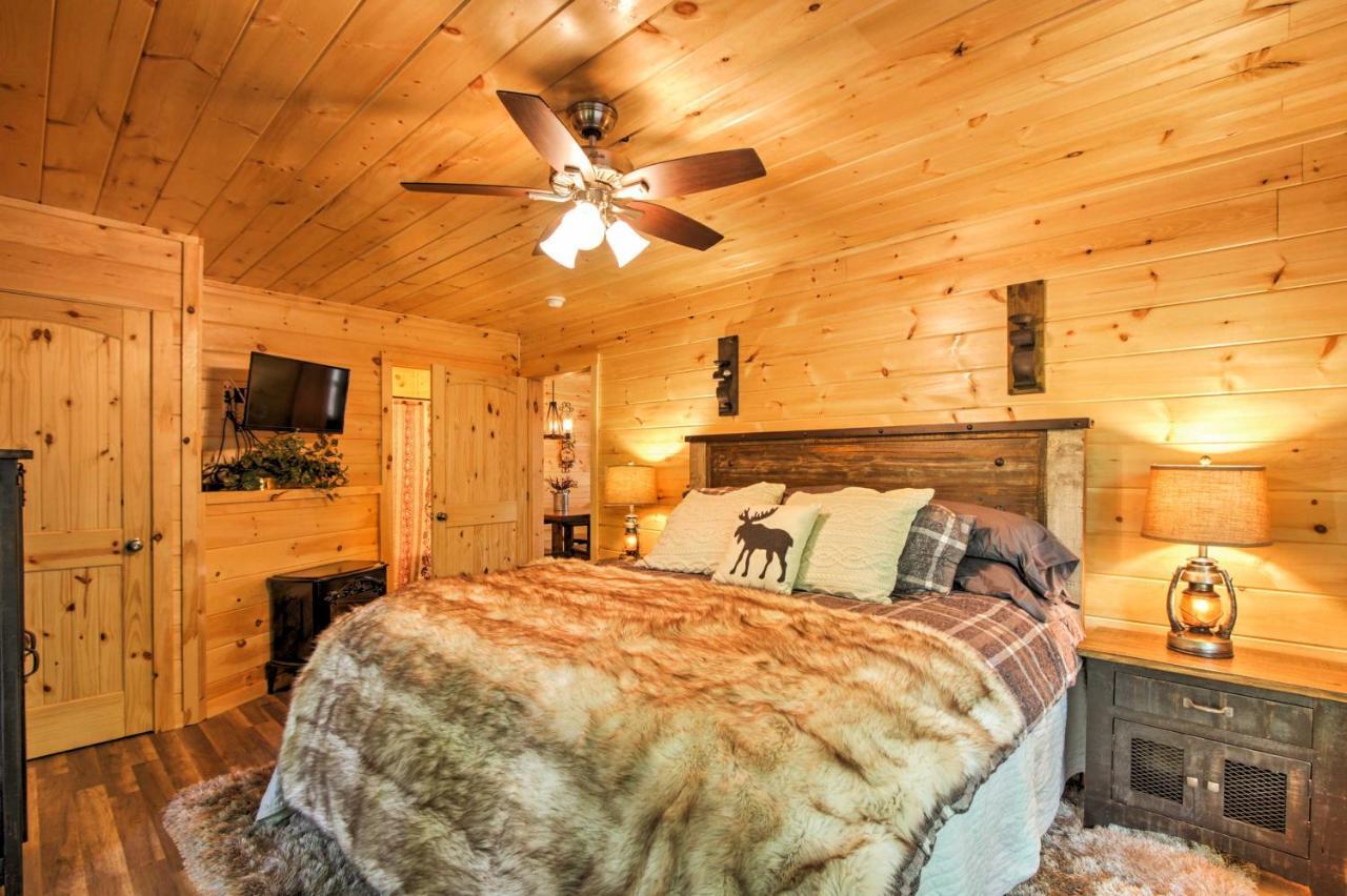 Gatlinburg Cabin With Hot Tub 5 Mi To Downtown Eksteriør bilde